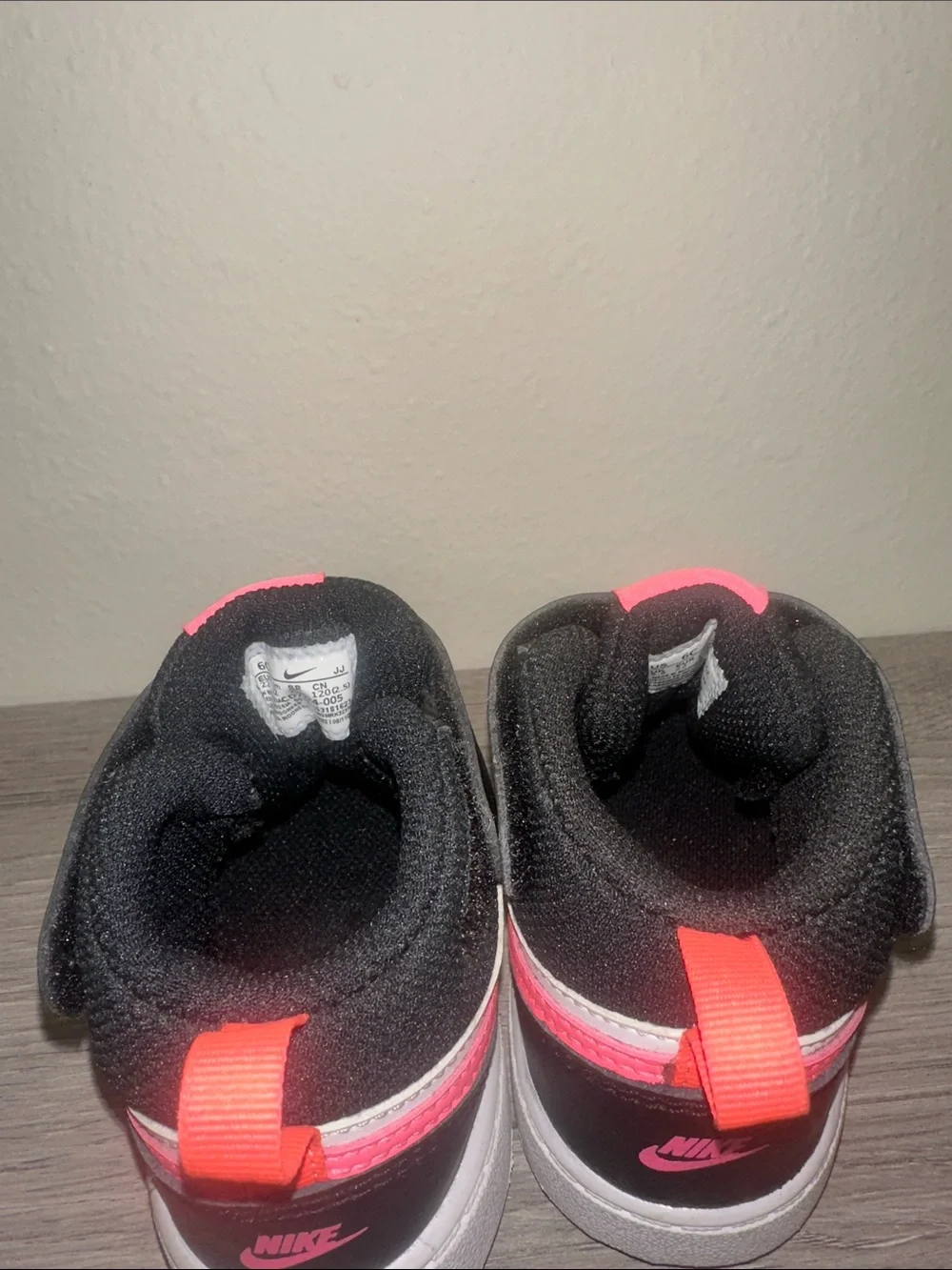 Nike Court Borough Mid 2 Black White Pink size 6c